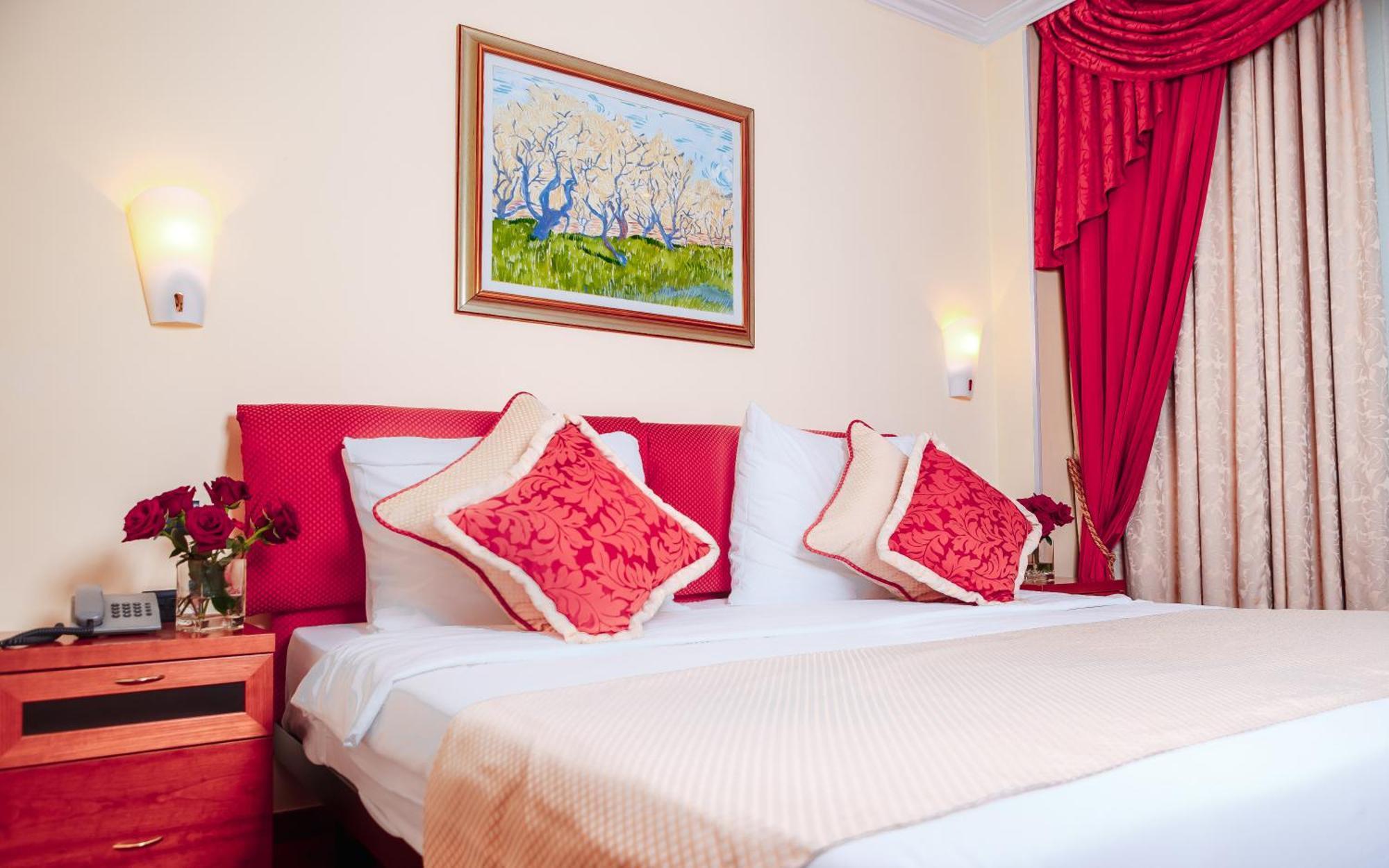 Hotel Pushkin Uralsk Exteriér fotografie