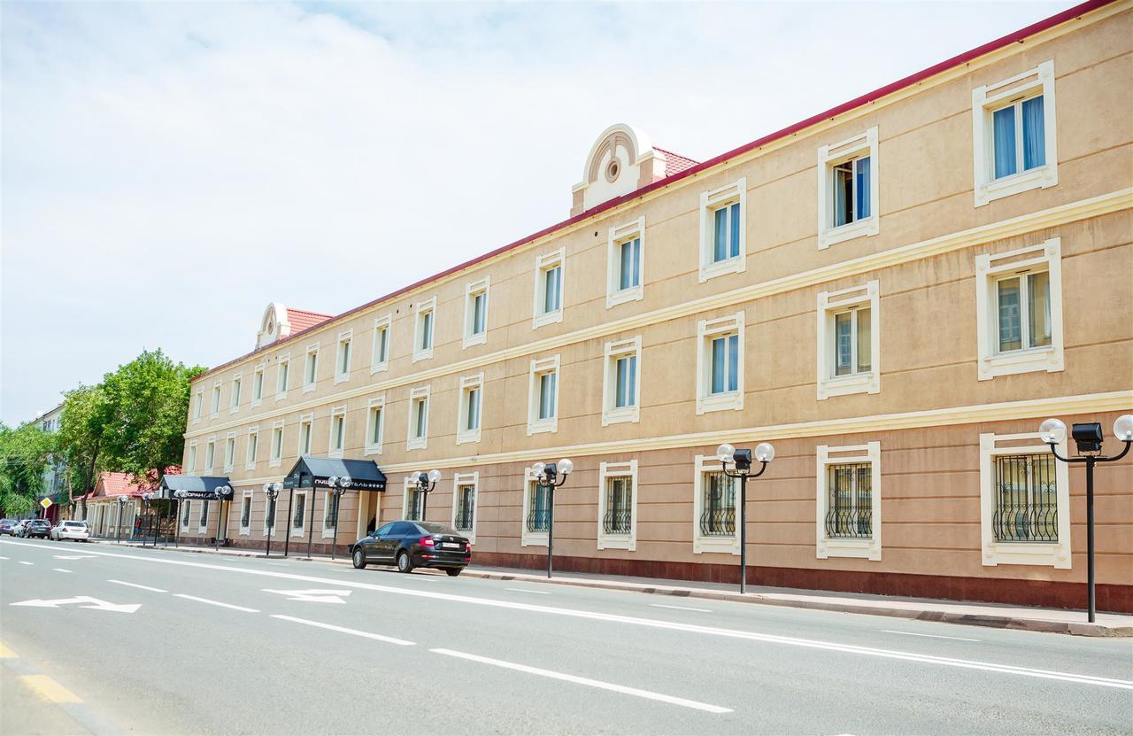 Hotel Pushkin Uralsk Exteriér fotografie