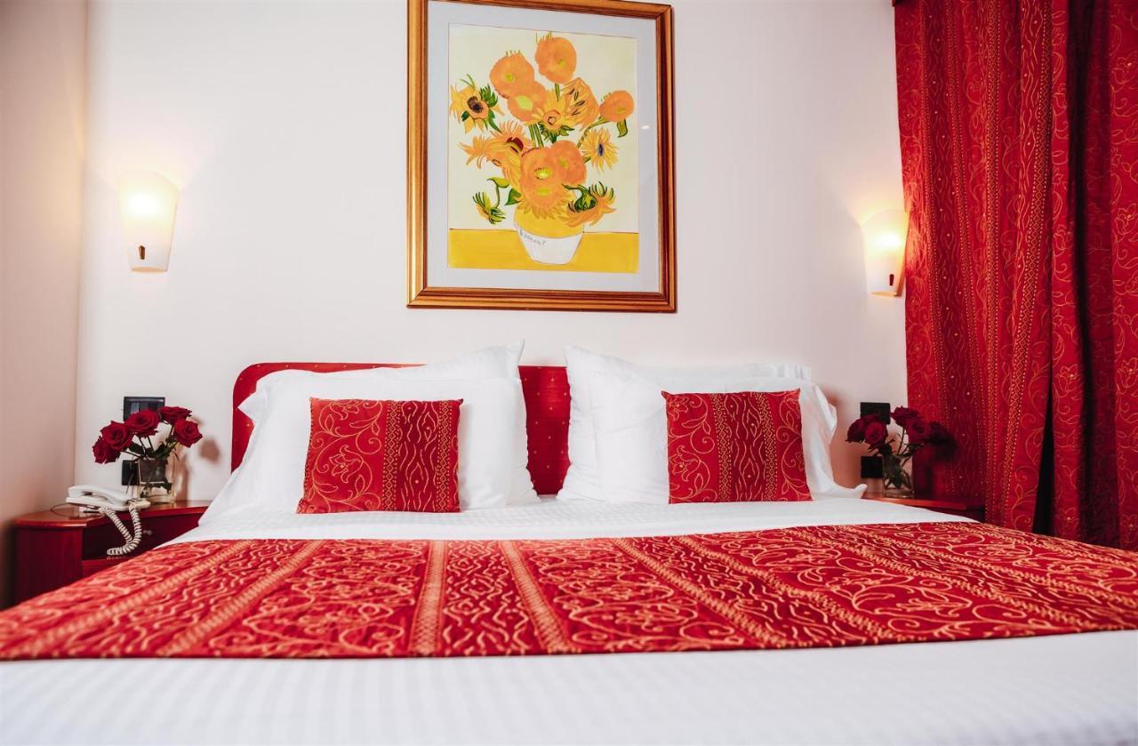 Hotel Pushkin Uralsk Exteriér fotografie
